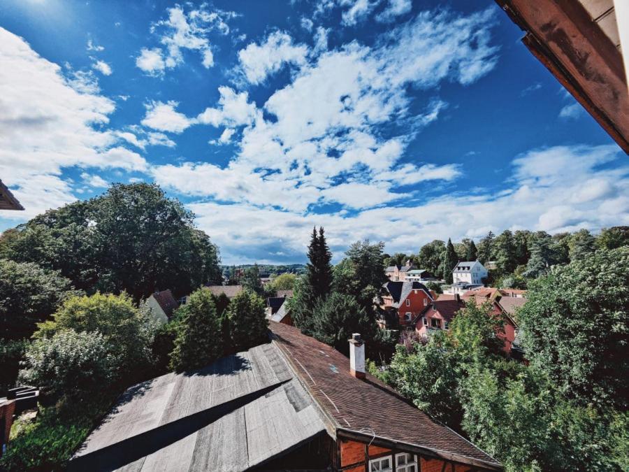 Leopold'S Apartments Mit Garten Und Vesteblick Mitten In Coburg Exterior photo